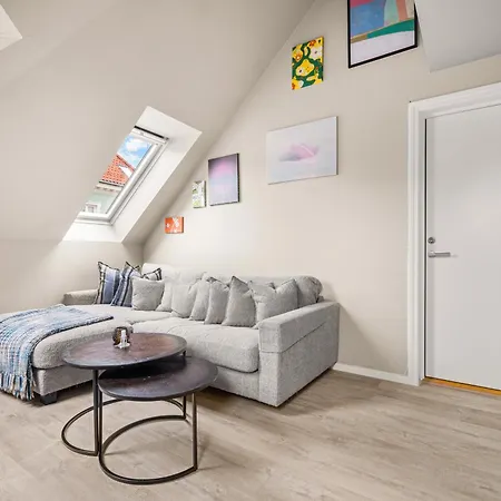 Апартаменты & Modern In The Coziest Street In