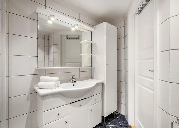 아파트 & Modern In The Coziest Street In *