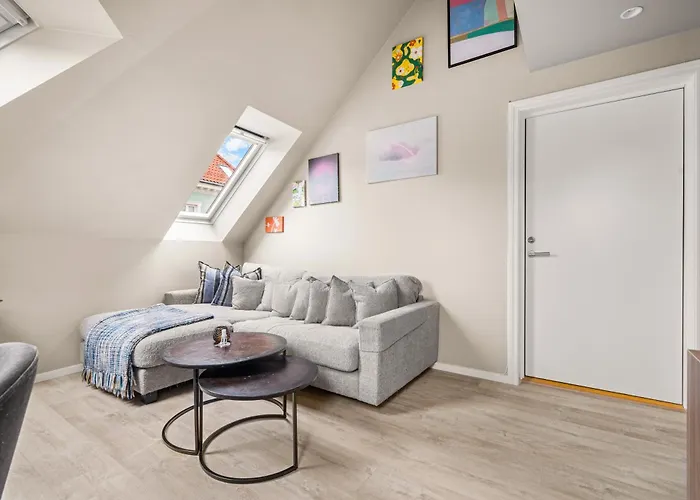 Apartment & Modern In The Coziest Street In